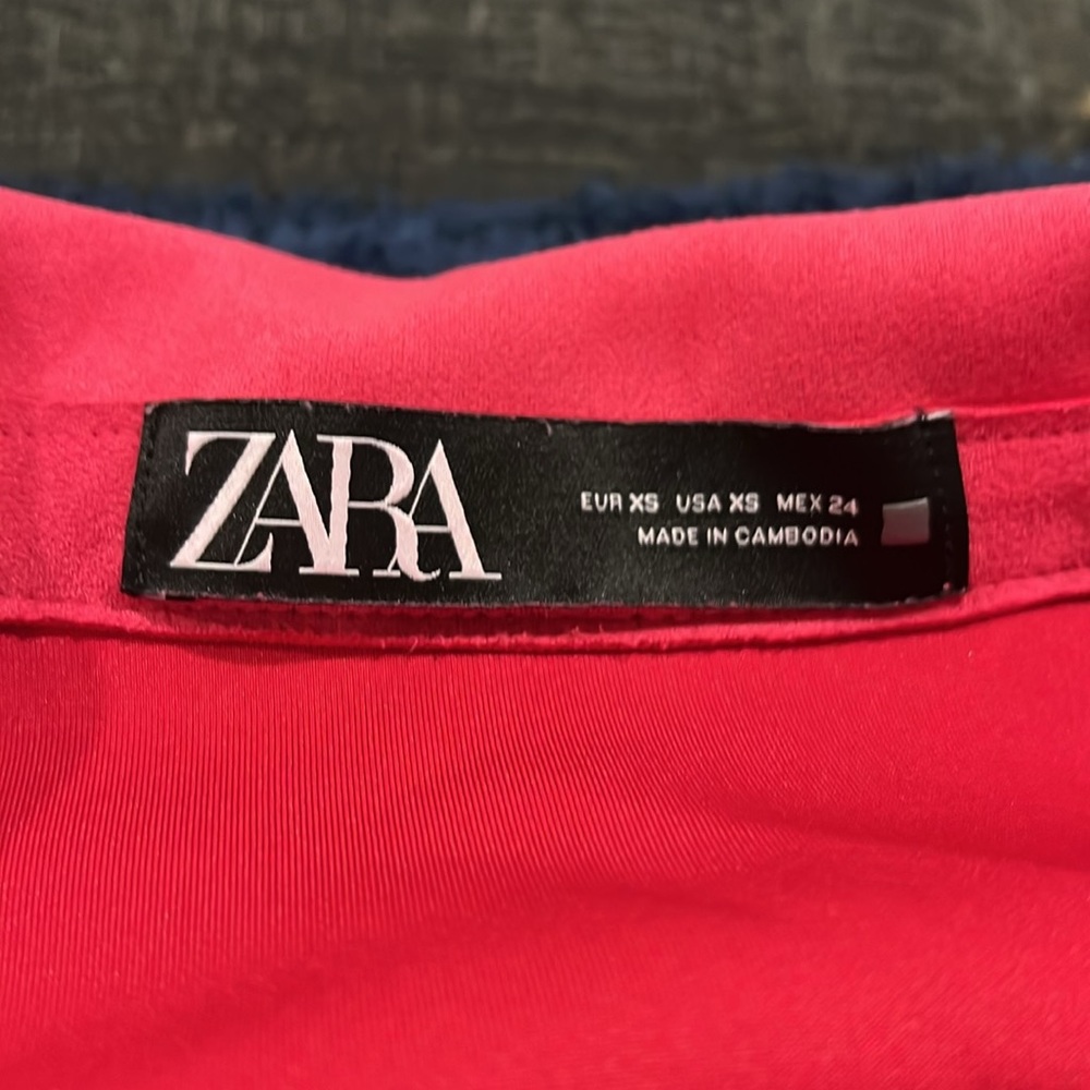 Zara Button down - Picture 2 of 2